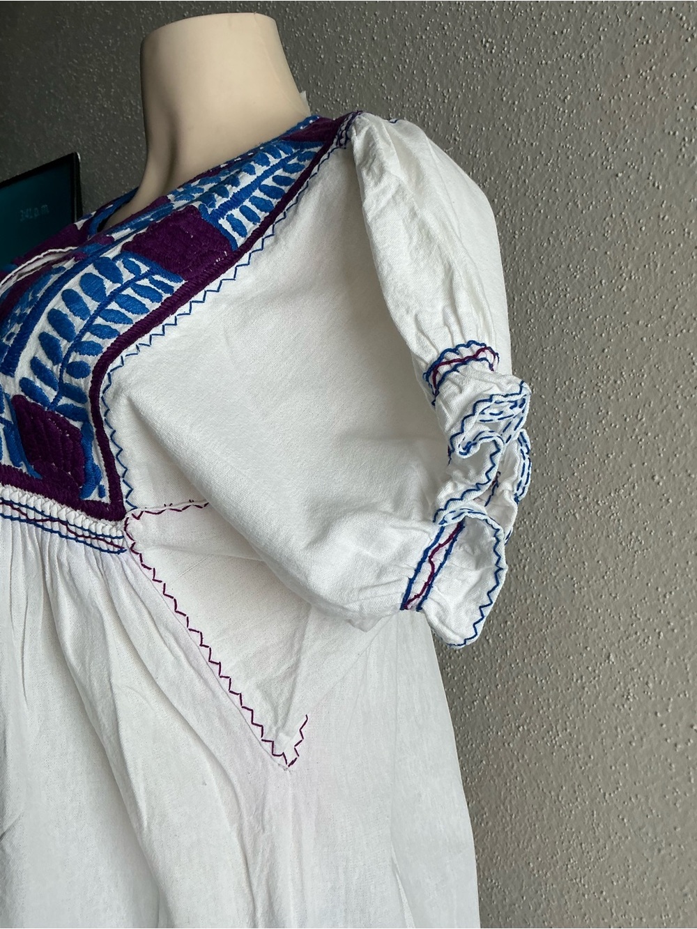Unbranded Mexican Floral Embroidery Colorful Folk Puff Sleeve White Blouse SZ M - Picture 9 of 10